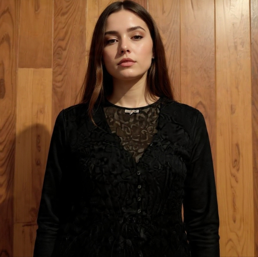 Waverly Grey Elegant Black and White Blouse